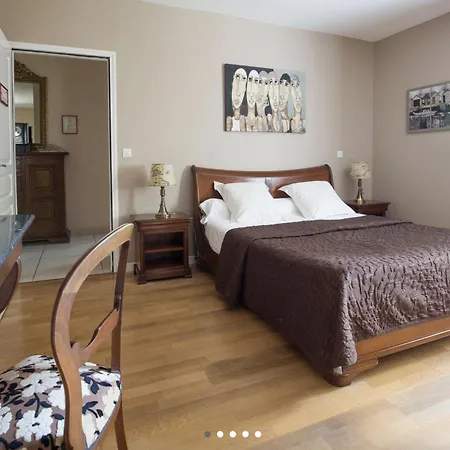 Casa de hóspedes Helena - Anciennement Le Clos D'ignac 4*