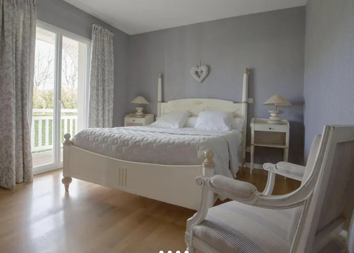 Le Clos D'ignac Gæstehus 4*